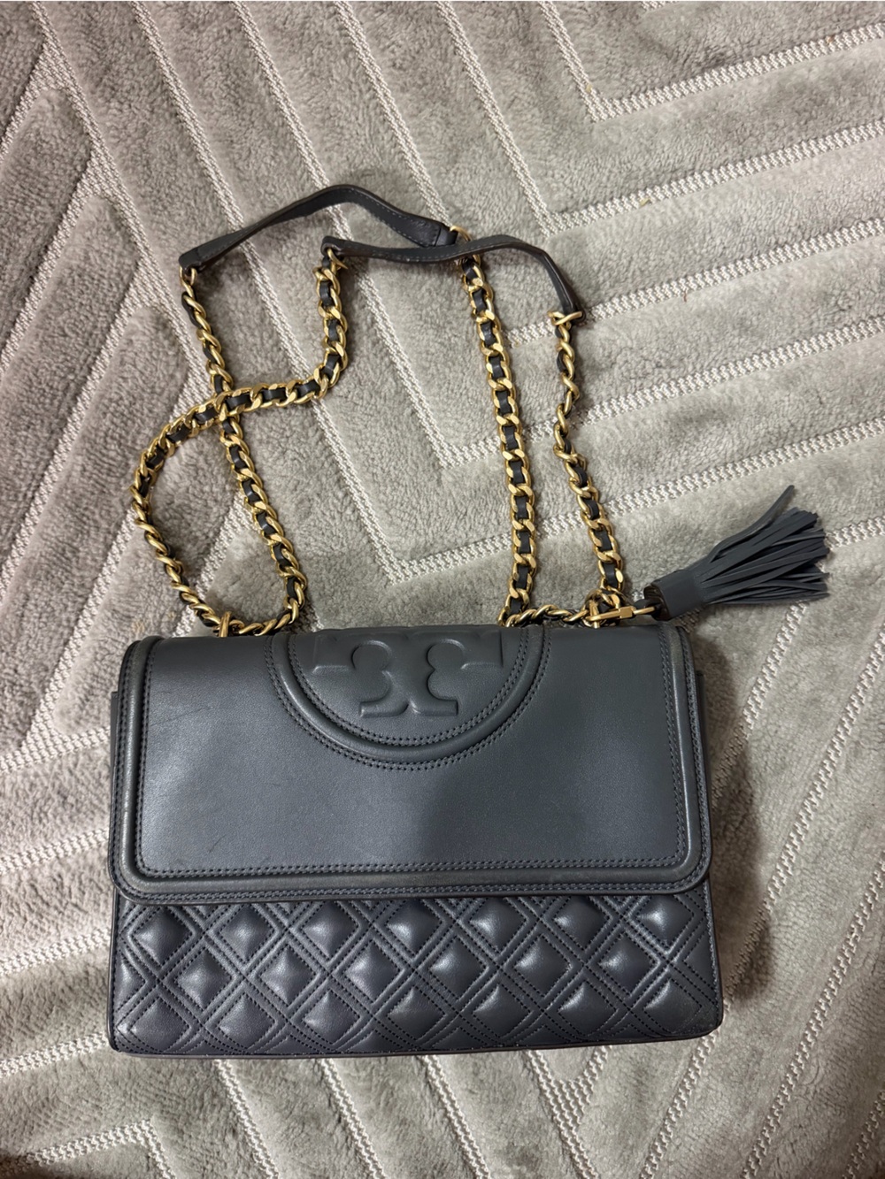 Tassel Quilted Leather Crossbody Bag - Black